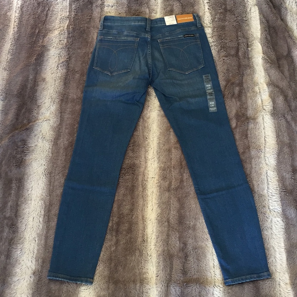 Brand New!! Calvin Klein Skinny Jeans! - Picture 2 of 12